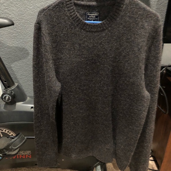 Abercrombie & Fitch Wool sweater - Picture 2 of 4