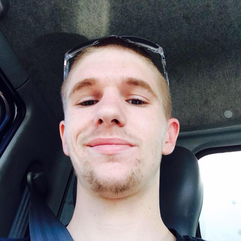 Meet your Posher, Cody