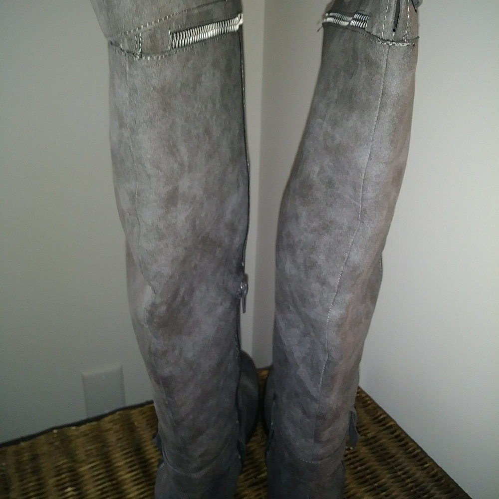 **SOLD**** - Picture 3 of 7