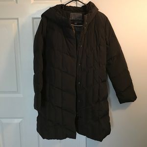 Black down feather jacket