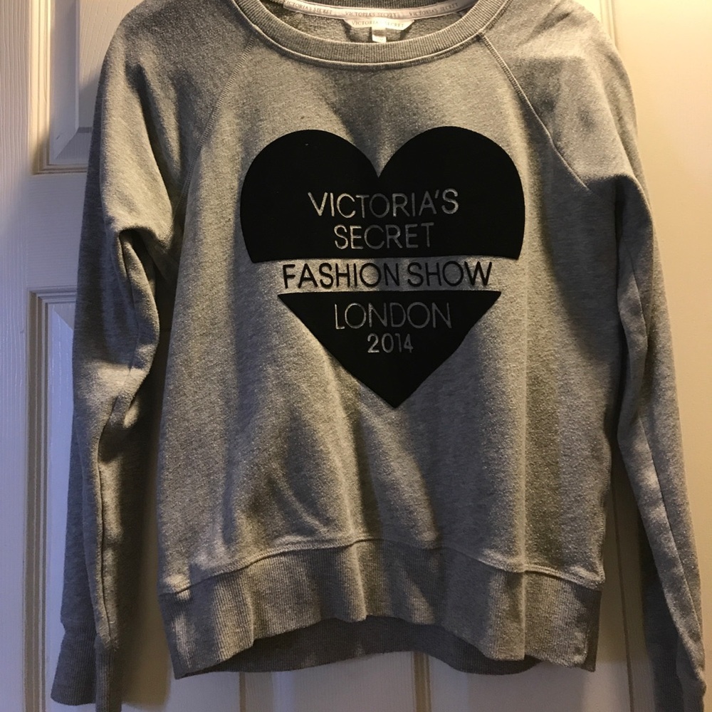 VS fashion show sweater