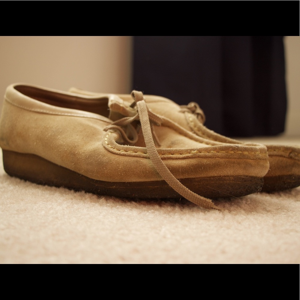 Clarks Wallabees
