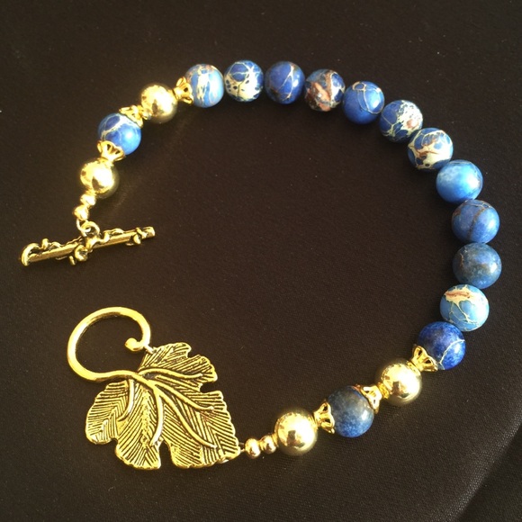 💙 Blue Sea Sediment Jasper Toggle Clasp Bracelet - Picture 6 of 7