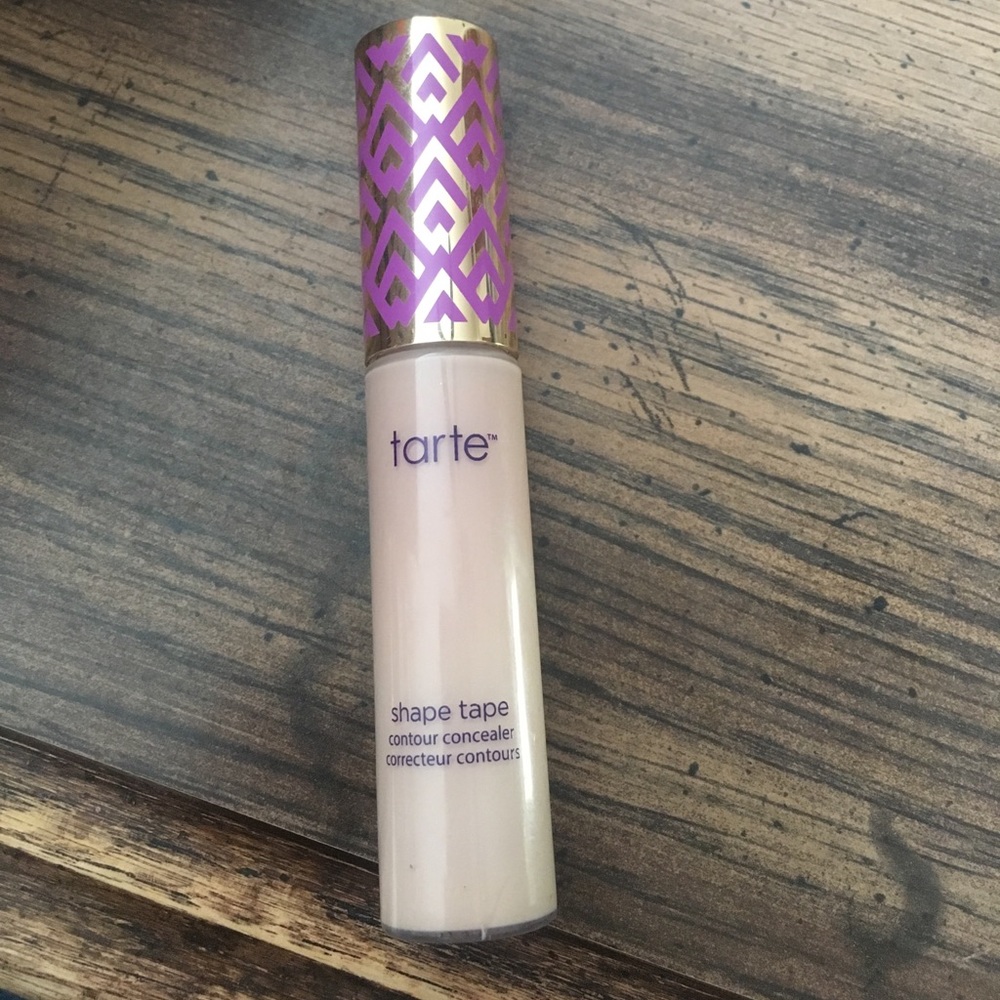 Tarte Shape Tape Concealer in Light