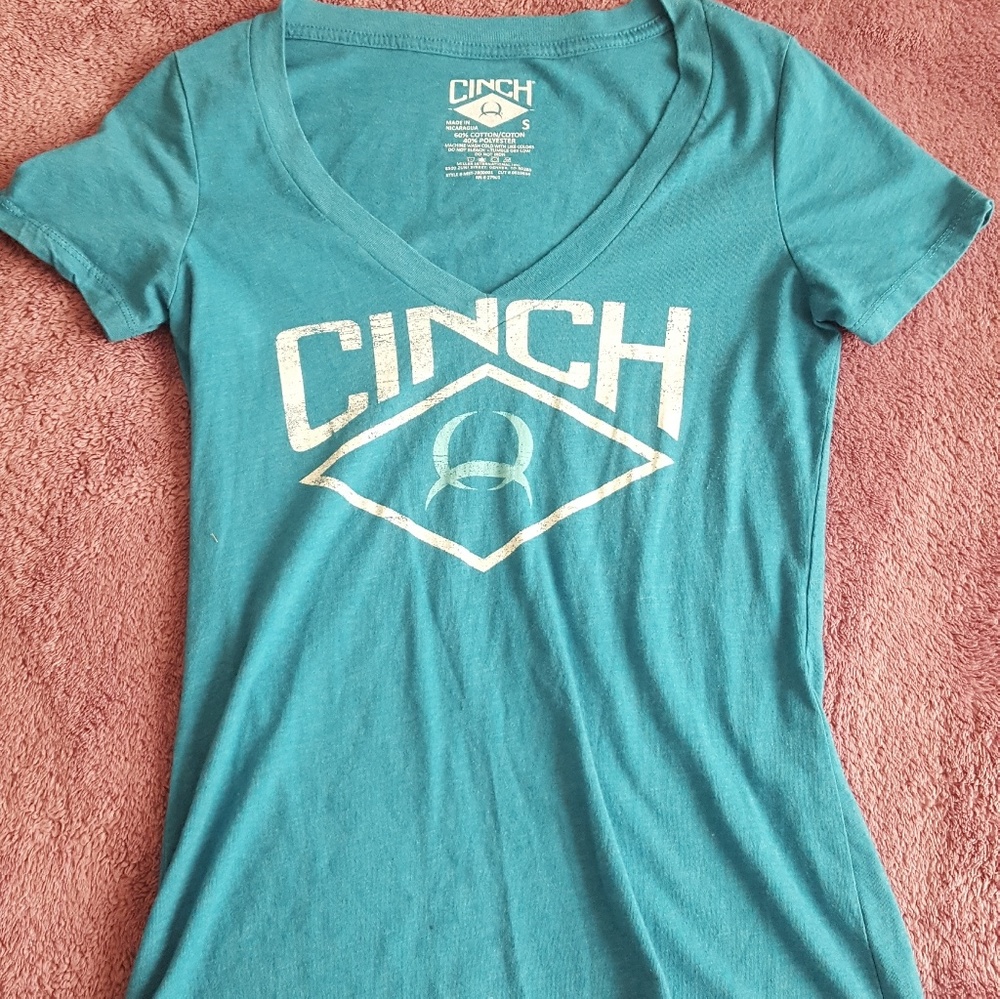Cinch t-shirt
