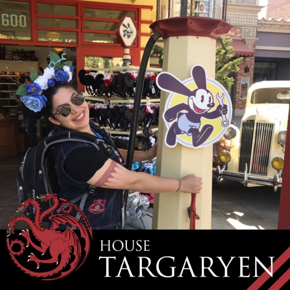 Meet your Posher, Dominique