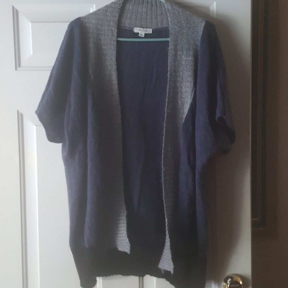 Crossely womens sweater small