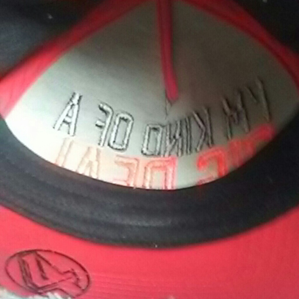 Snapback - Picture 6 of 8