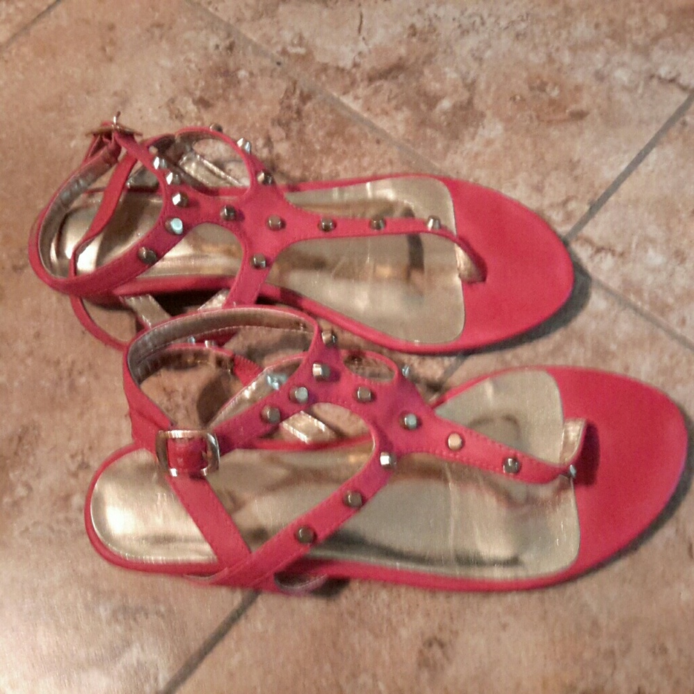Mark  flat  sandals