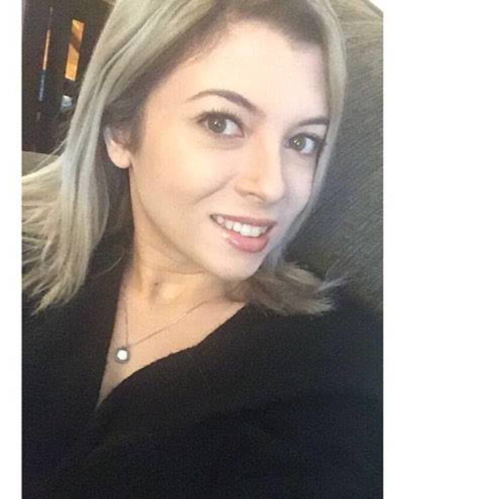 Meet your Posher, Nicole