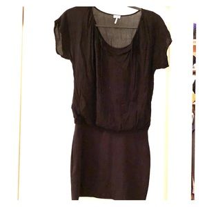 Splendid blousy dress with fitted waist