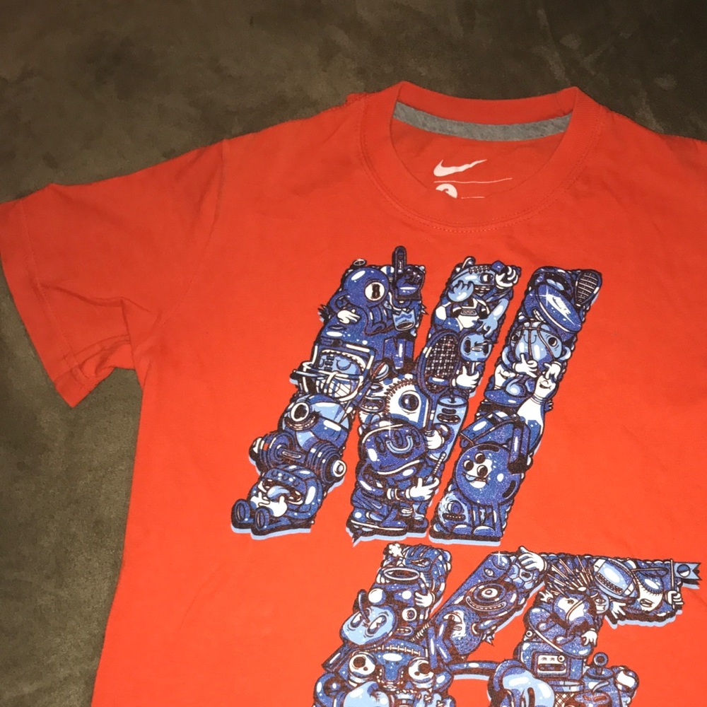 Boy’s Graphic Nike Tee Shirt