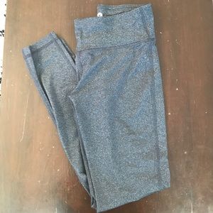 Grey 90 degree reflex leggings.