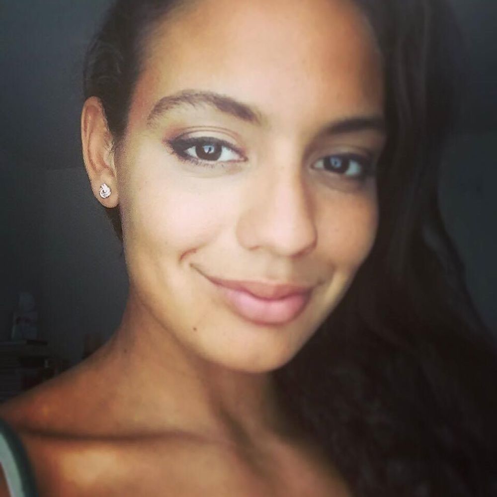 Meet your Posher, Milena