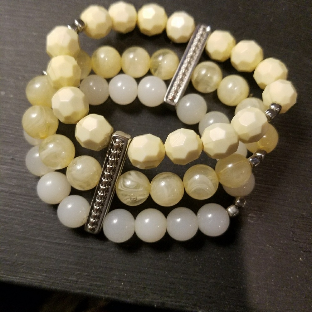Yellow three bracelet