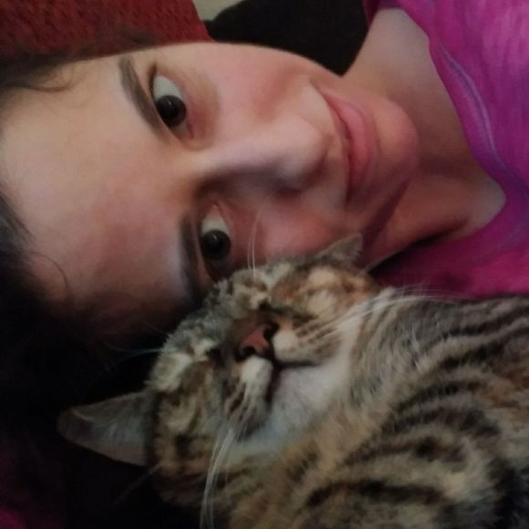 Meet your Posher, Elizabeth - Picture 3 of 5