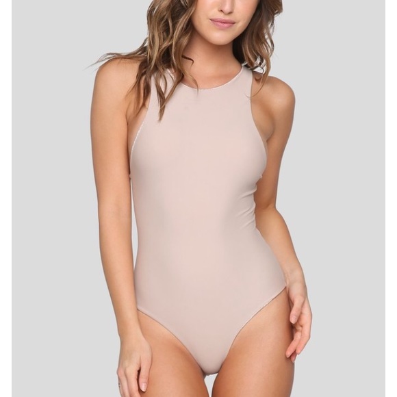 ✖️SOLD✖️Acacia Swimwear - Picture 2 of 4