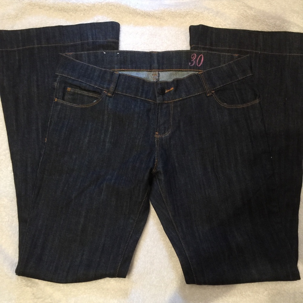 UO Motel Rocks Flare Jeans