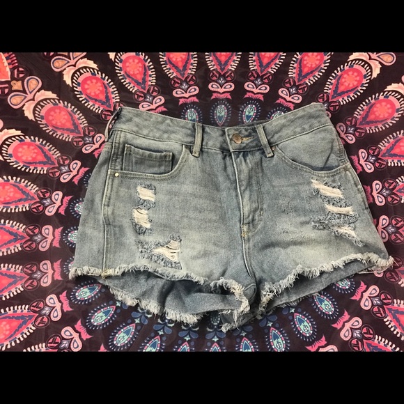 High waisted shorts - Picture 2 of 2