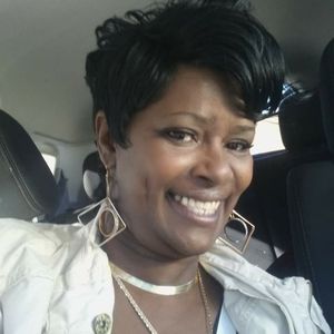 Meet your Posher, Michele