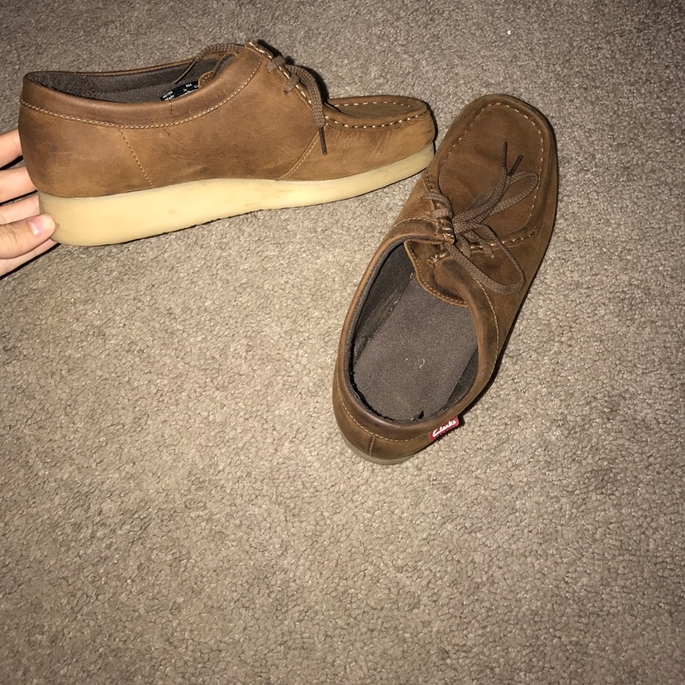 LIKE NEW! Brown Clarks! (Women)