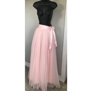 Tevolio Long Tulle Maxi Skirt with Sash