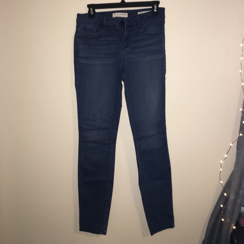 Low rise skinny jeans