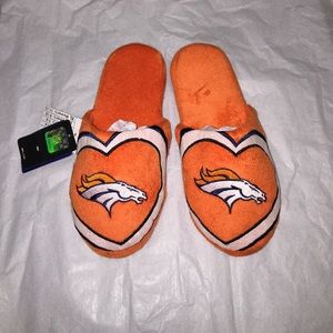 NFL woman’s Denver Broncos slippers size 9/10