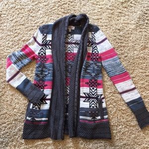Ecote- Patterned Cardigan - Comfy and Cozy!