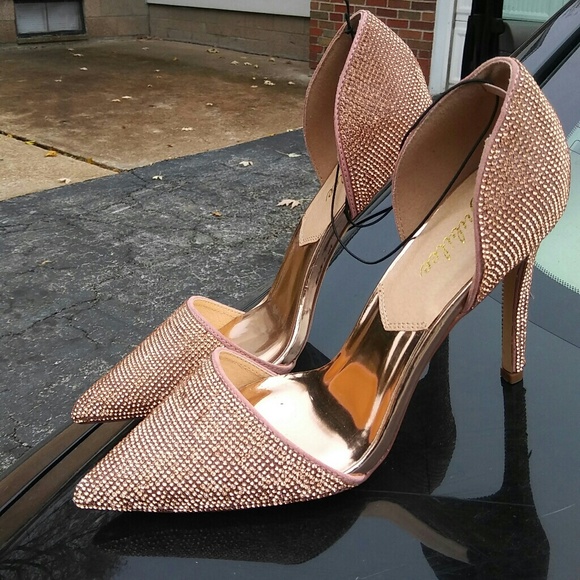 SOLD SOLD SOLD - Picture 4 of 4