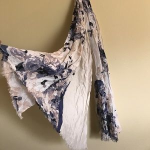 Simple Flora Scarf