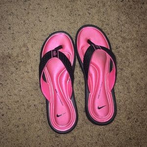Nike flip flops