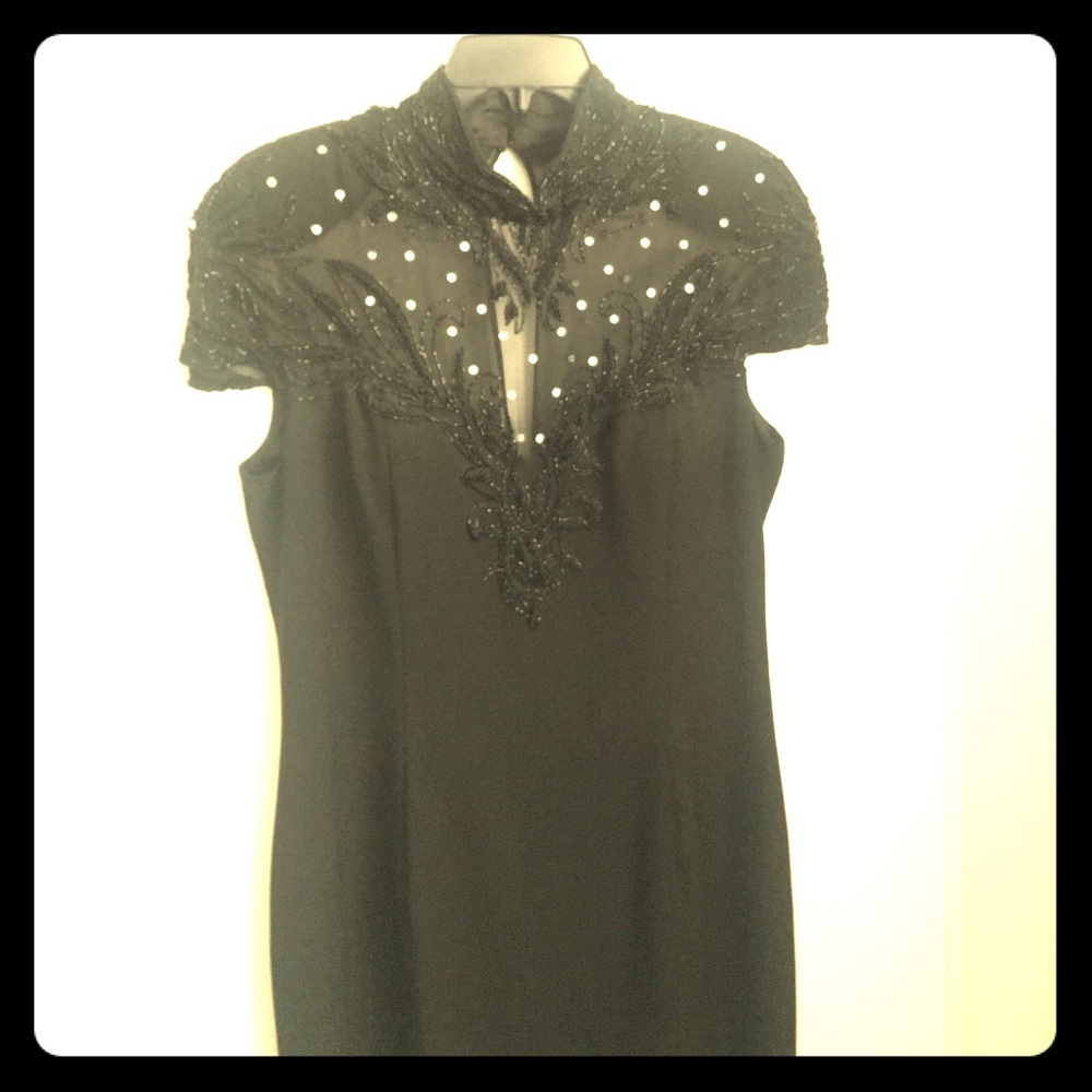 Classy Formal Floor Length Beaded Cap Sleeve Column Style Formalwear Gown