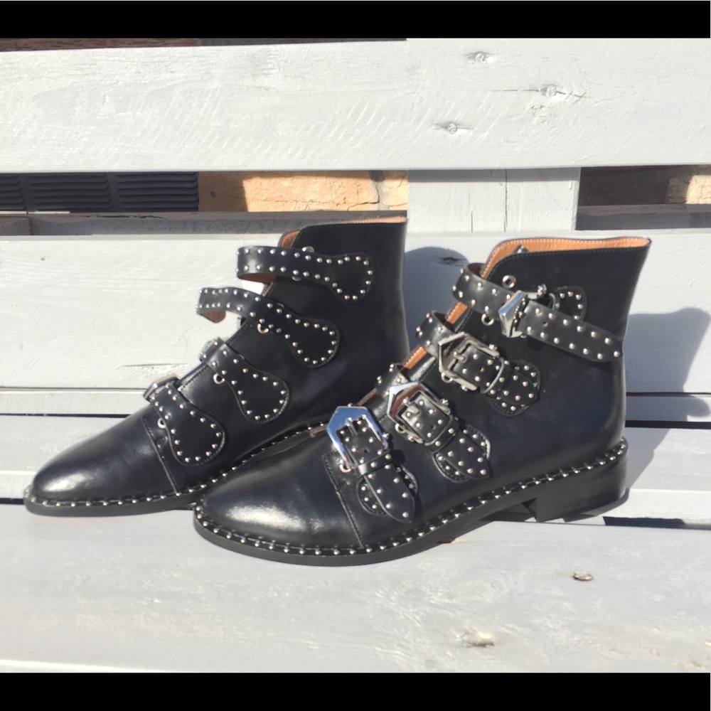 NWT ~ JESSICA BUURMAN ~ Exclusive Studded  Boots