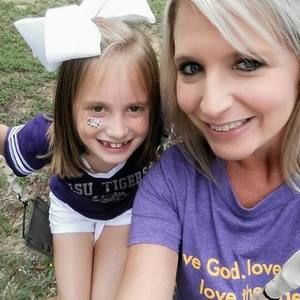 Meet your Posher, Nicole