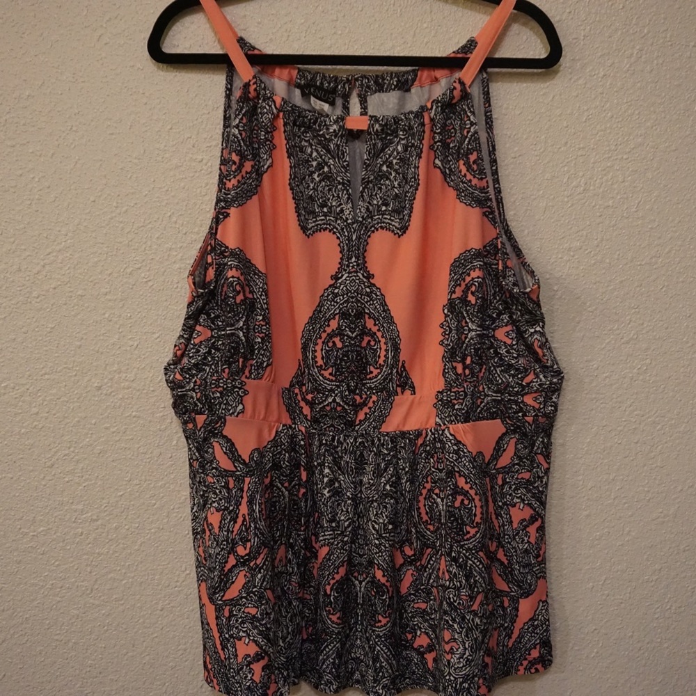 NWOT Patterned "VENUS" Blouse