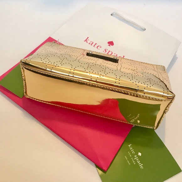 🎉HP🎉KATE SPADE Little Shiloh Metro Spade Gold - Picture 2 of 7