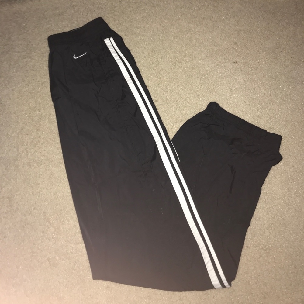 Black Nike sweatpants