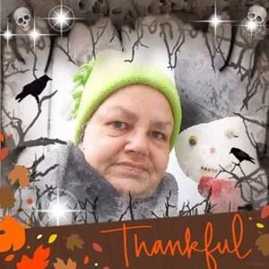 Meet your Posher, Christine