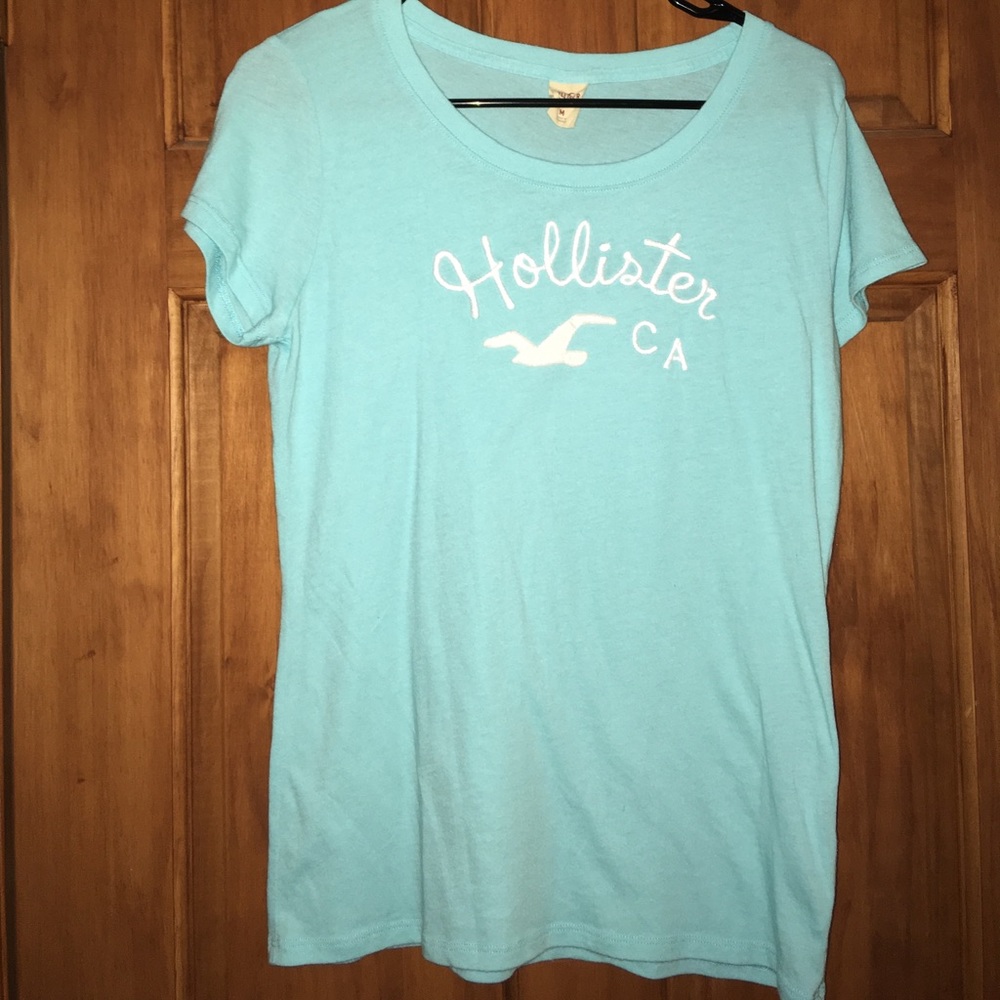 Baby blue Hollister t-shirt