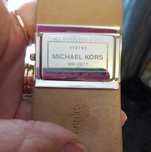 Authentic Michael Kors Watch - Picture 4 of 6