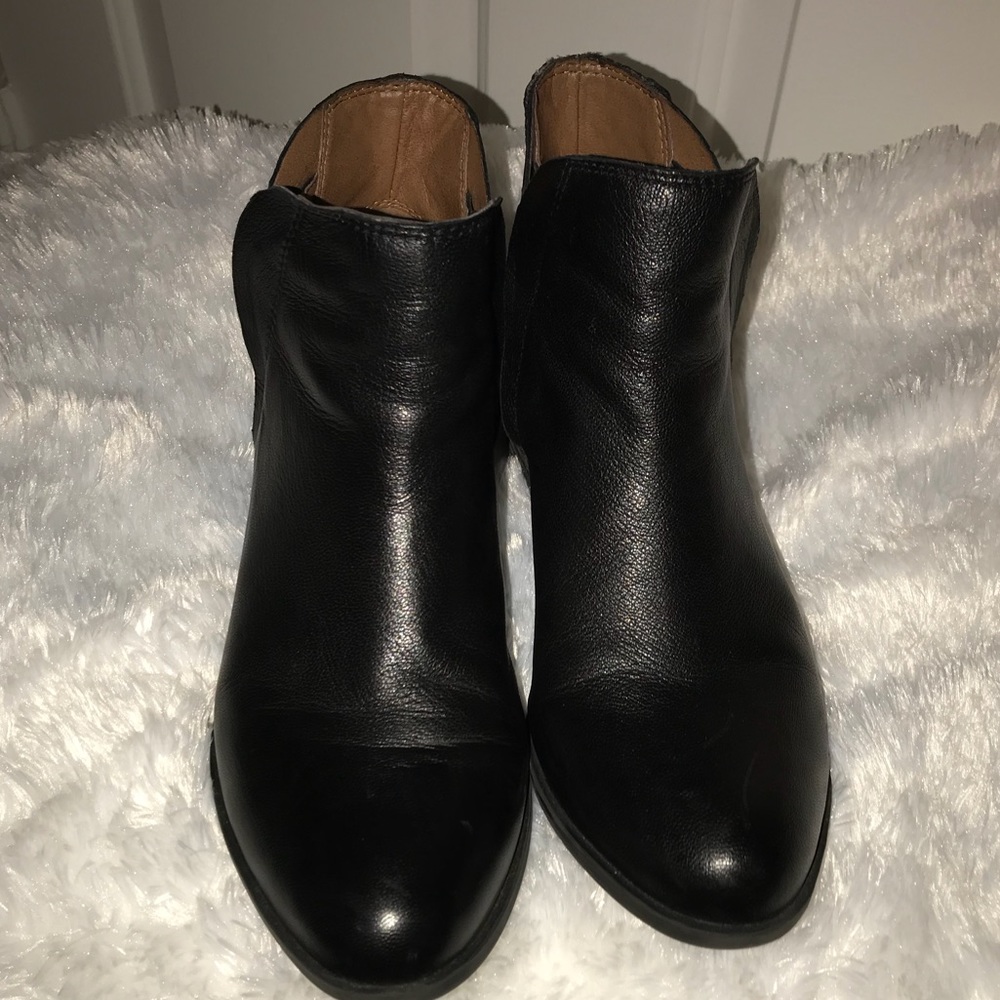 Lucky Brand Leather Black Ankle Booties
