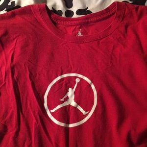 Men’s air jordan short sleeved shirt