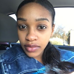 Meet your Posher, Khadijah