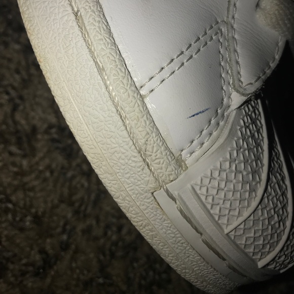 Adidas - Picture 3 of 7