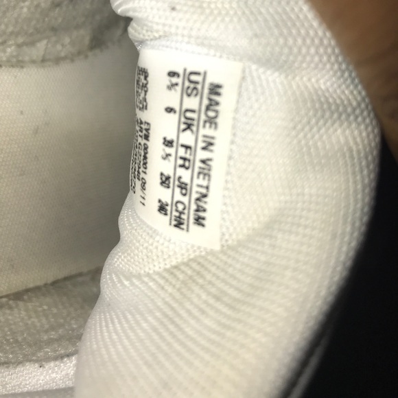 Adidas - Picture 6 of 7