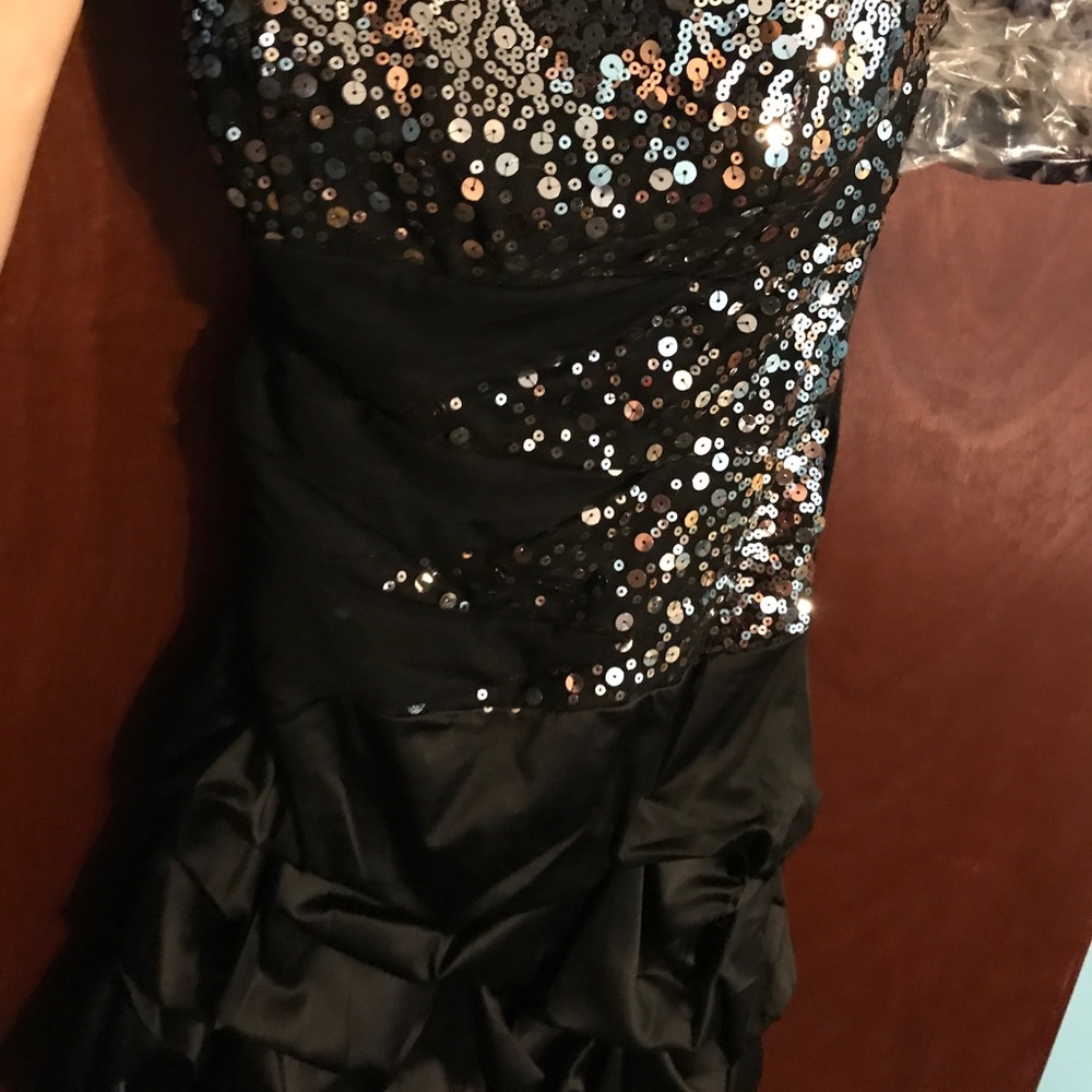 Black and sliver dress