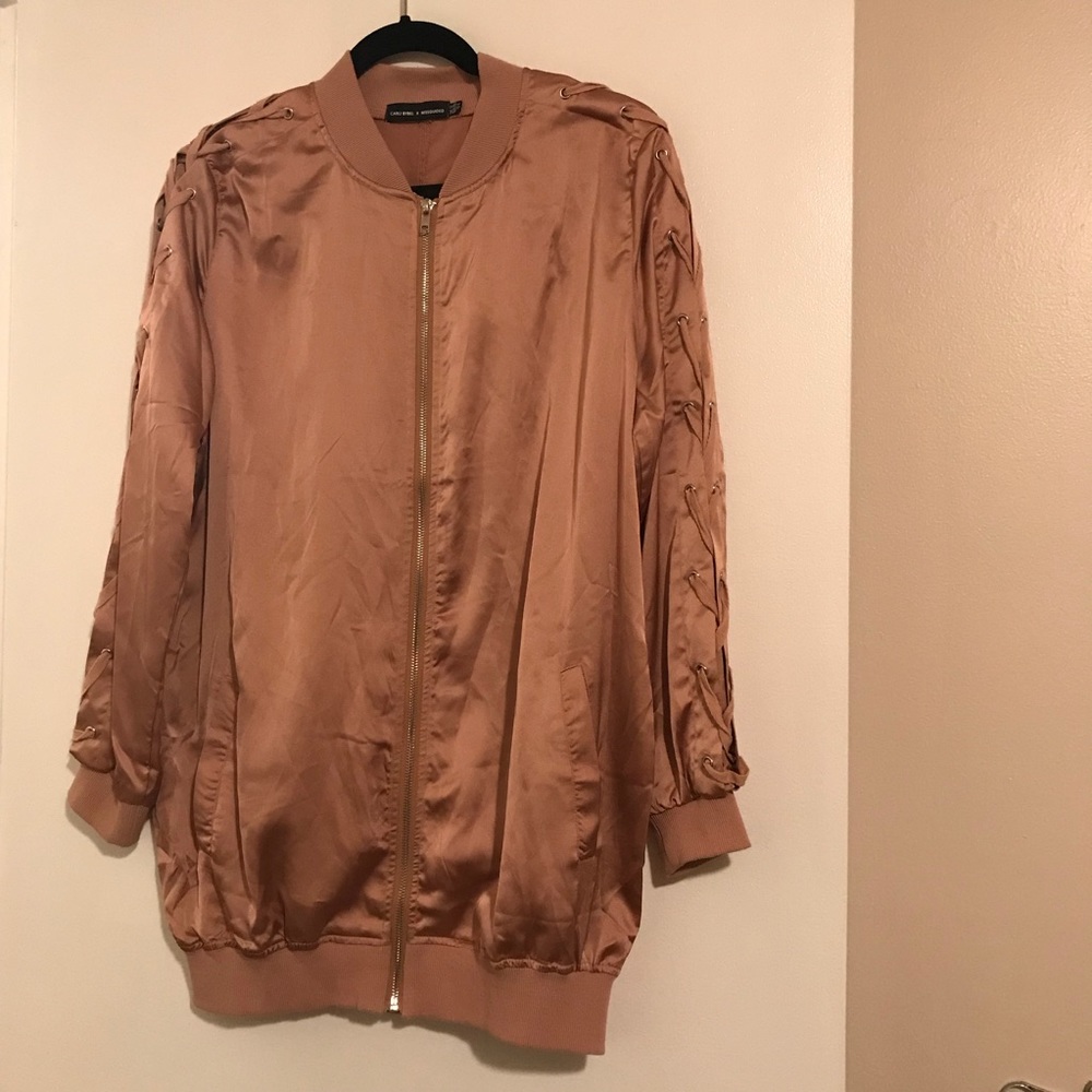 Misguided Carli Bybel X Size 8 rose gold satin