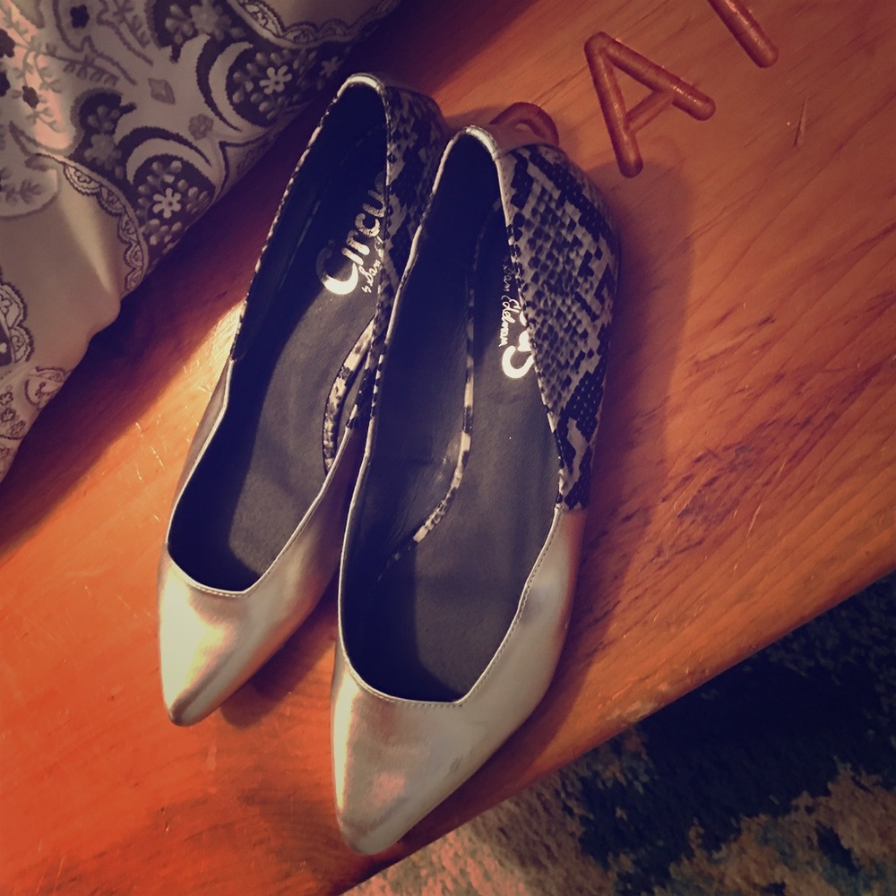 Circus brand ladies flats size 9