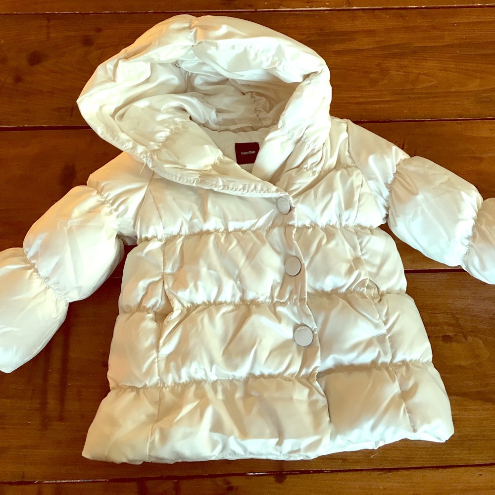 Creamy white gap puffer coat